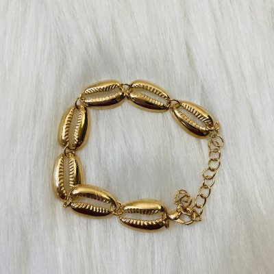 Arany kagylós karkötő