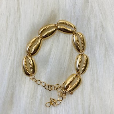 Kagylós arany karkötő