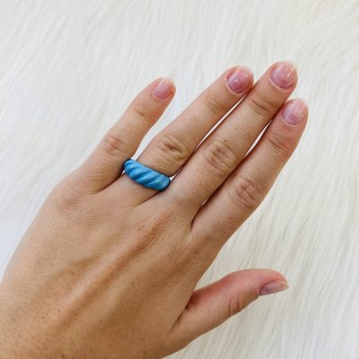 Kék croissont gyűrű