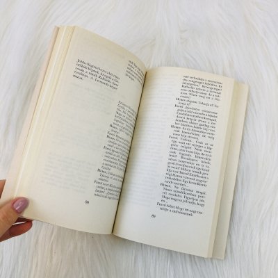 Karády Katalin- Hogyan lettem színésznő? c. könyv