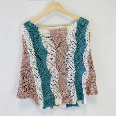 Kötött csíkos felső