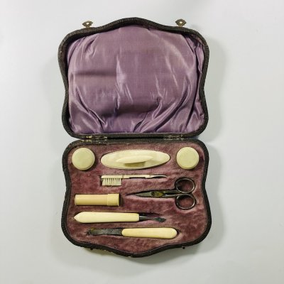 Antik vintage körmös szett