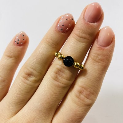 Fekete köves gyűrű