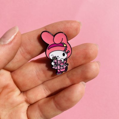 Pink nyuszi kitűző