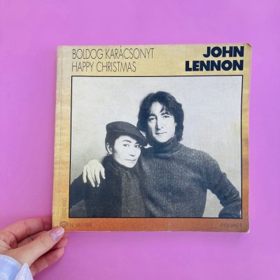 John Lennon karácsonyi könyv