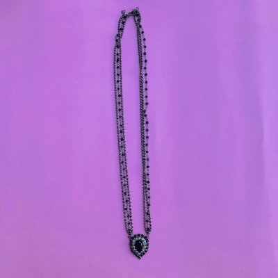 Fekete szives nyaklánc