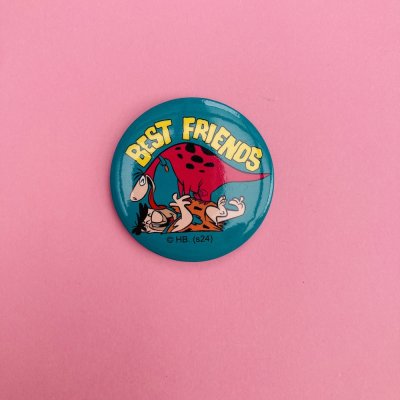 Frédi és Béni kitűző