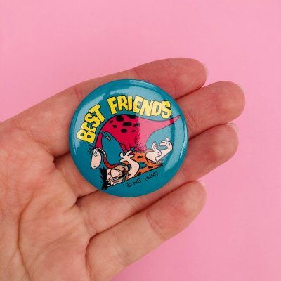 Frédi és Béni kitűző