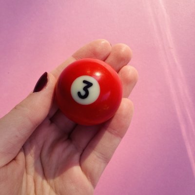 Biliárd piros hármas  golyó