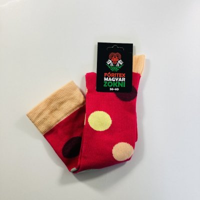Pink pöttyös zokni
