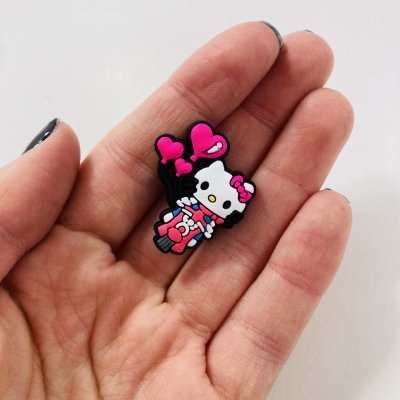 Cuki hello kitty crocs papucs pin